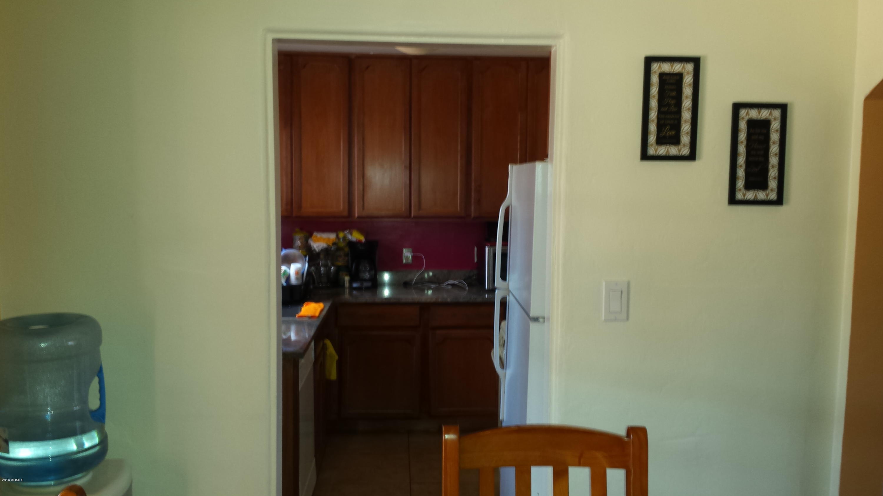 1630 East Almeria Road Phoenix, AZ 85006 - Photo 7 of 24 20160622_154941