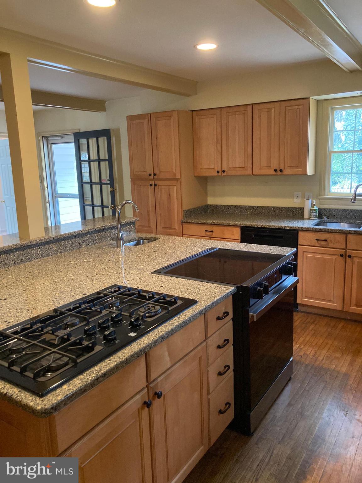 18902 Preston Road Hagerstown, MD 21742 - Photo 24 of 54 Eat -in kitchen leads out to patio