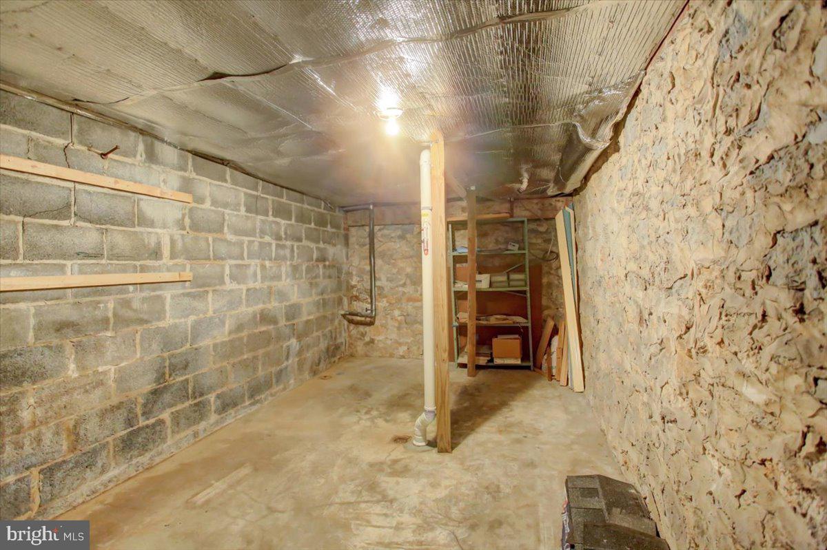 18902 Preston Road Hagerstown, MD 21742 - Photo 47 of 54 Storage area lower level