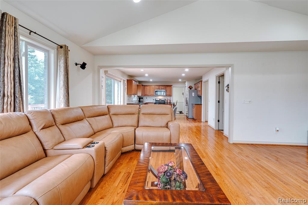 23616 Dunston Road Novi, MI 48375 - Photo 9 of 70 Gallery Image 9
