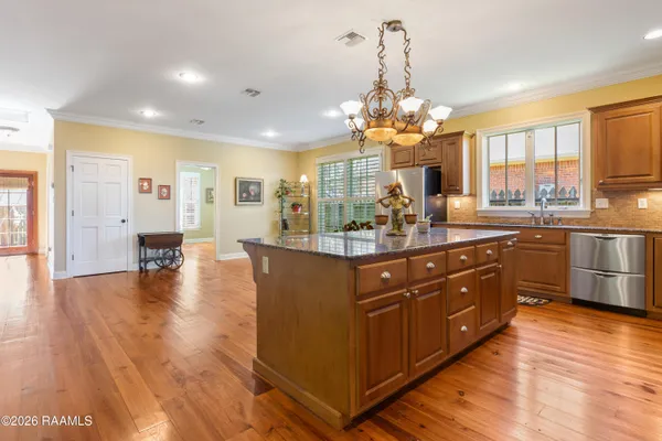 $369,000 | 300 Upperline Avenue, Lafayette, LA 70501