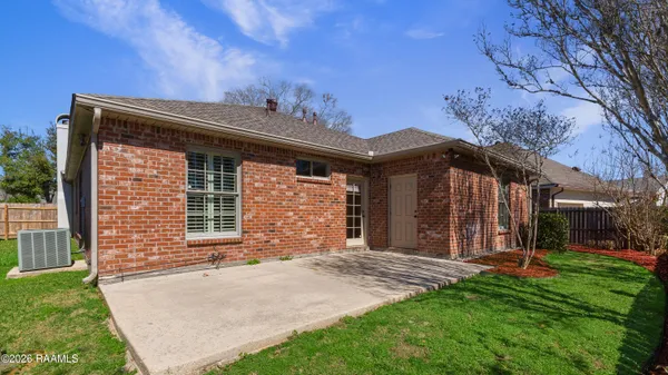 $369,000 | 300 Upperline Avenue, Lafayette, LA 70501