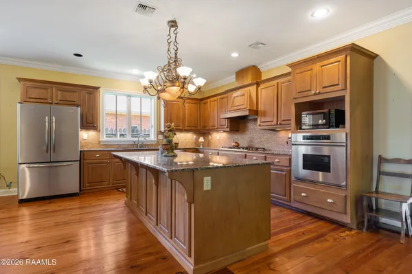 $369,000 | 300 Upperline Avenue, Lafayette, LA 70501