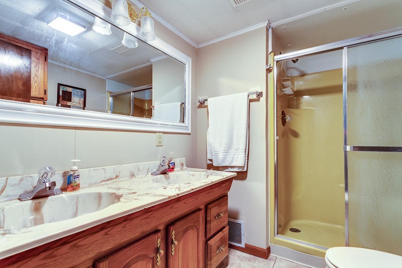 9717 Stringtown Road Strawberry Plains, TN 37871 - Photo 12 of 40 Gallery Image 12