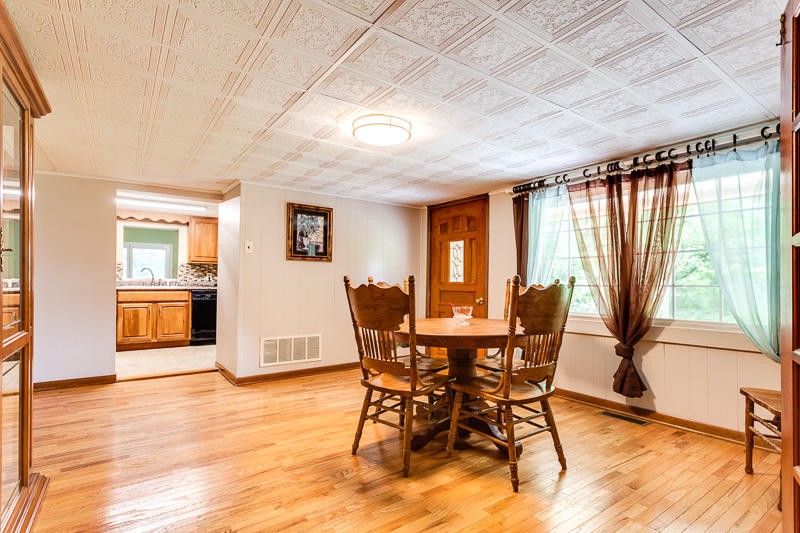 9717 Stringtown Road Strawberry Plains, TN 37871 - Photo 13 of 40 Gallery Image 13