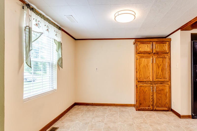 9717 Stringtown Road Strawberry Plains, TN 37871 - Photo 28 of 40 Gallery Image 28