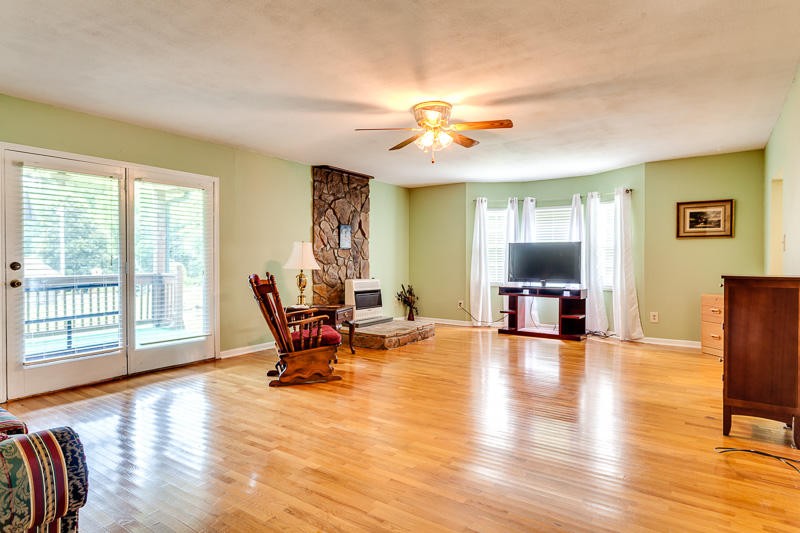 9717 Stringtown Road Strawberry Plains, TN 37871 - Photo 31 of 40 Gallery Image 31
