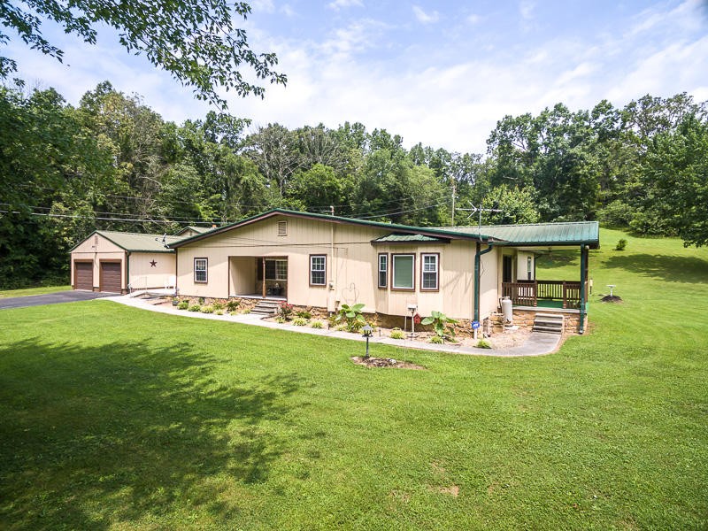9717 Stringtown Road Strawberry Plains, TN 37871 - Photo 4 of 40 Gallery Image 4