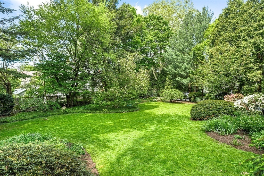 42 Lawrence Road Newton, MA 02467 - Photo 28 of 34