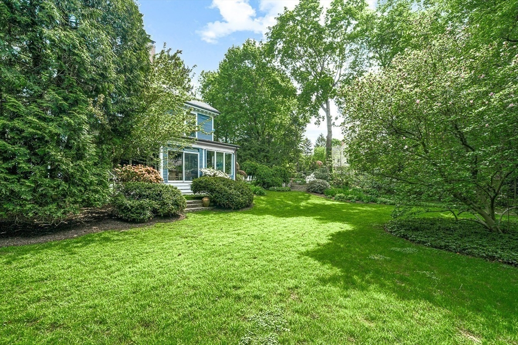 42 Lawrence Road Newton, MA 02467 - Photo 31 of 34