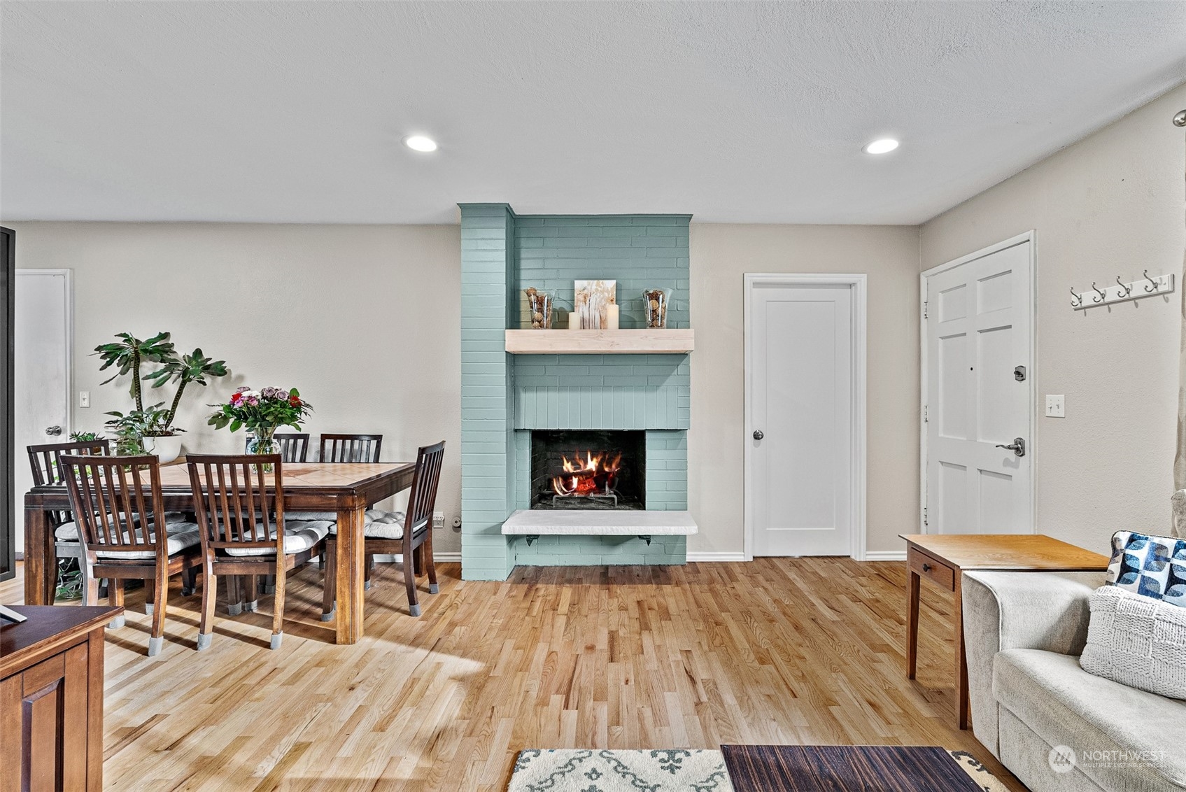 2313 Maple Lane Steilacoom, WA 98388 - Photo 11 of 40 a living room with furniture and a fireplace