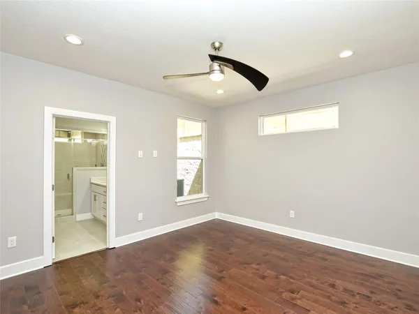 $2,900 | 1130 Lott Avenue, Unit B, Austin, TX 78721