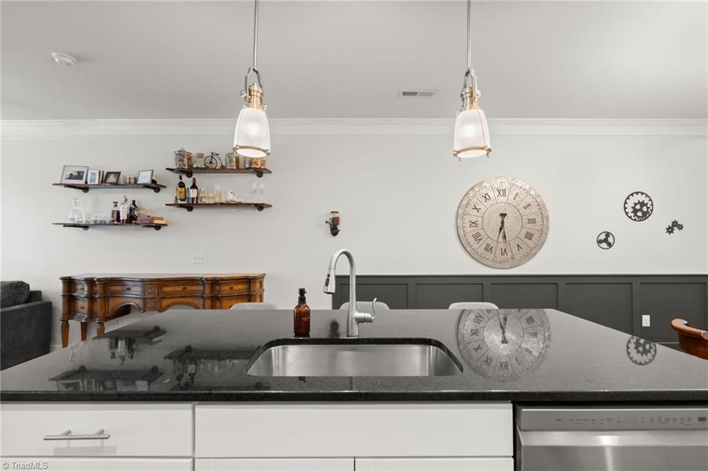 5 Finley Ridge Way Greensboro, NC 27455 - Photo 9 of 50