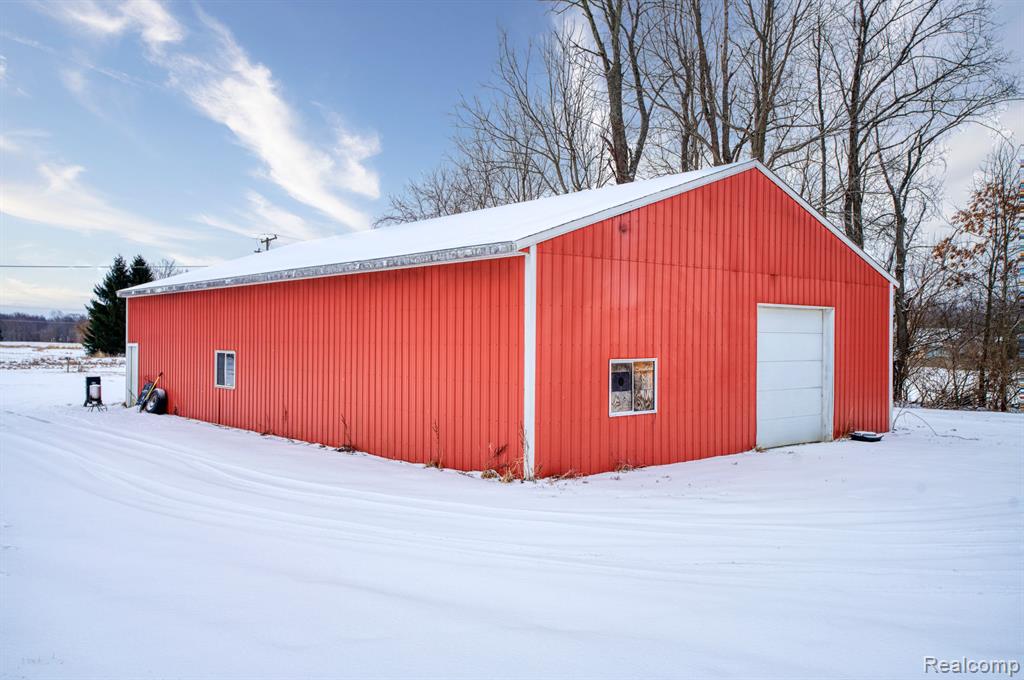 3737 Hogback Road Fowlerville, MI 48836 - Photo 28 of 34