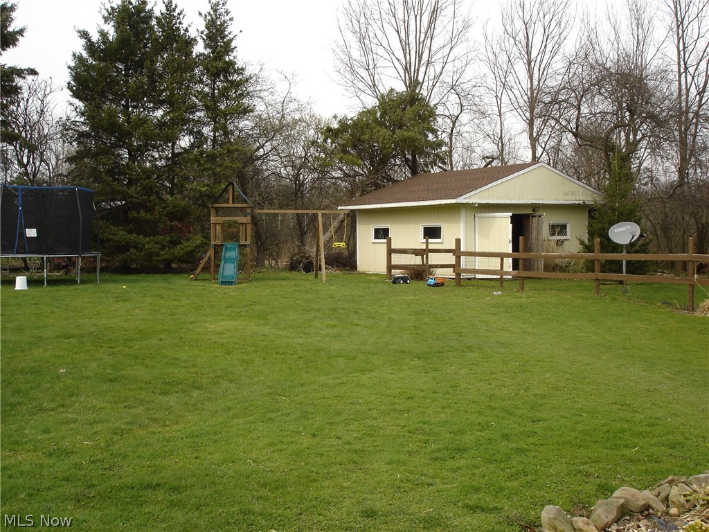 13065 Old State Road Huntsburg, OH 44046 - Photo 8 of 35 20 x 20 outbuilding!