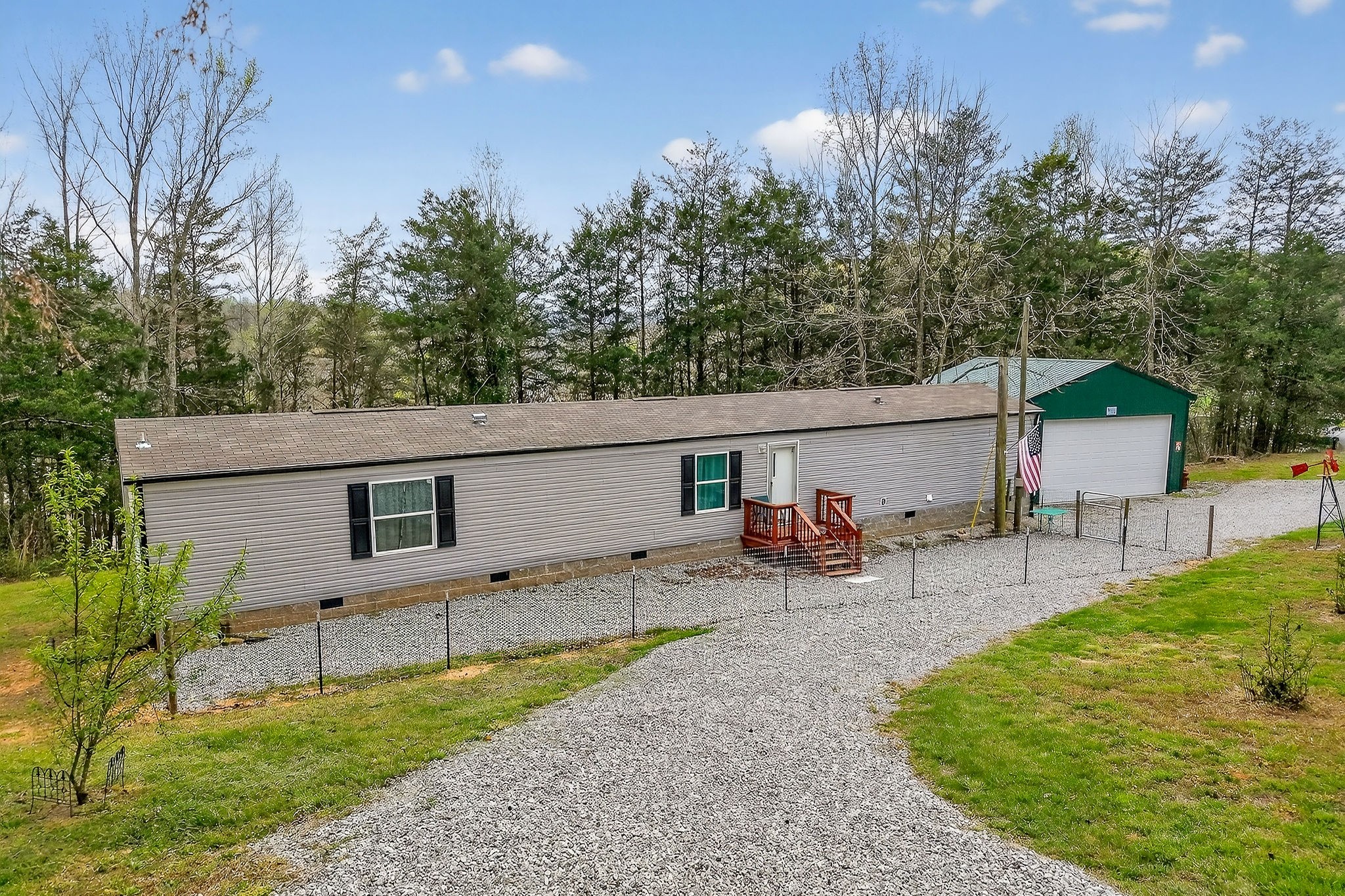 1237 Ridge Road Quebeck, TN 38579 - Photo 1 of 47 Gallery Image 1