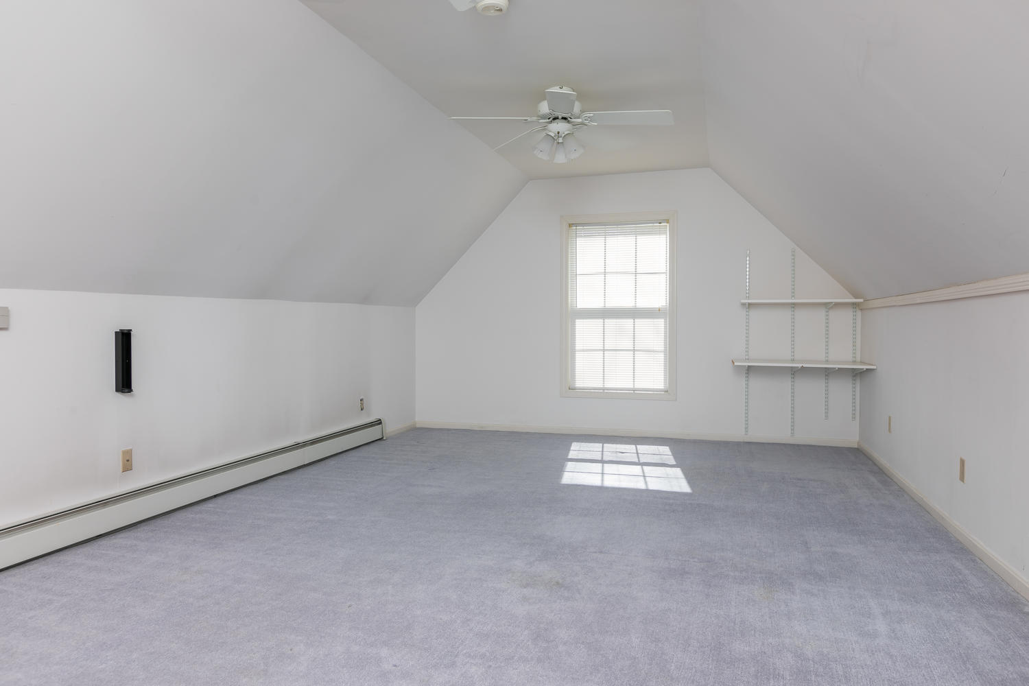 29 Vines Road Saco, ME 04072 - Photo 40 of 49 Room Above Garage