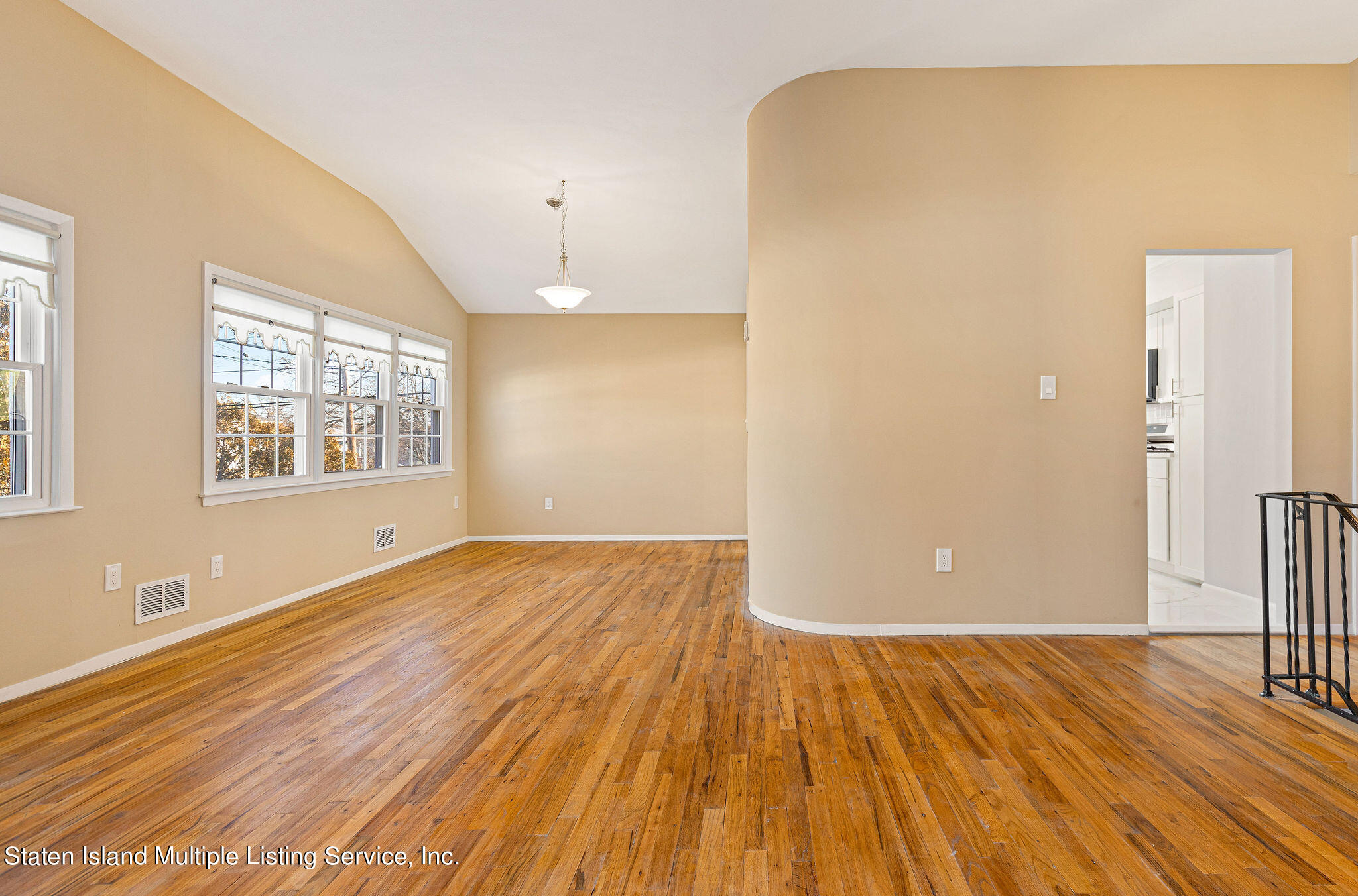 123 Commerce Street Staten Island, NY 10314 - Photo 11 of 60 123CommerceSt-11