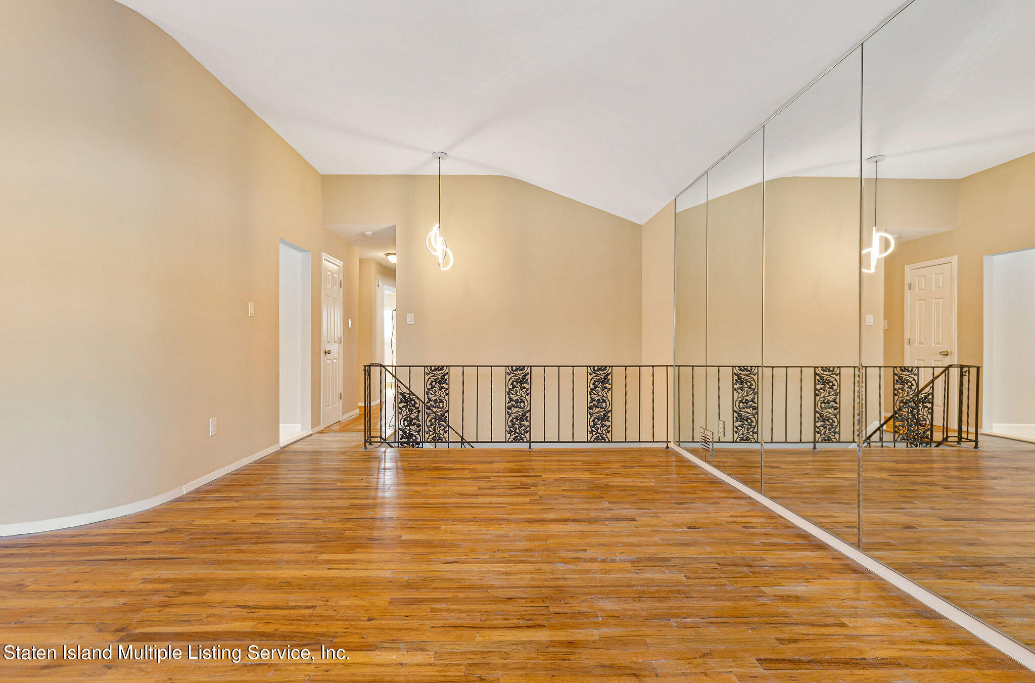 123 Commerce Street Staten Island, NY 10314 - Photo 13 of 60 123CommerceSt-13