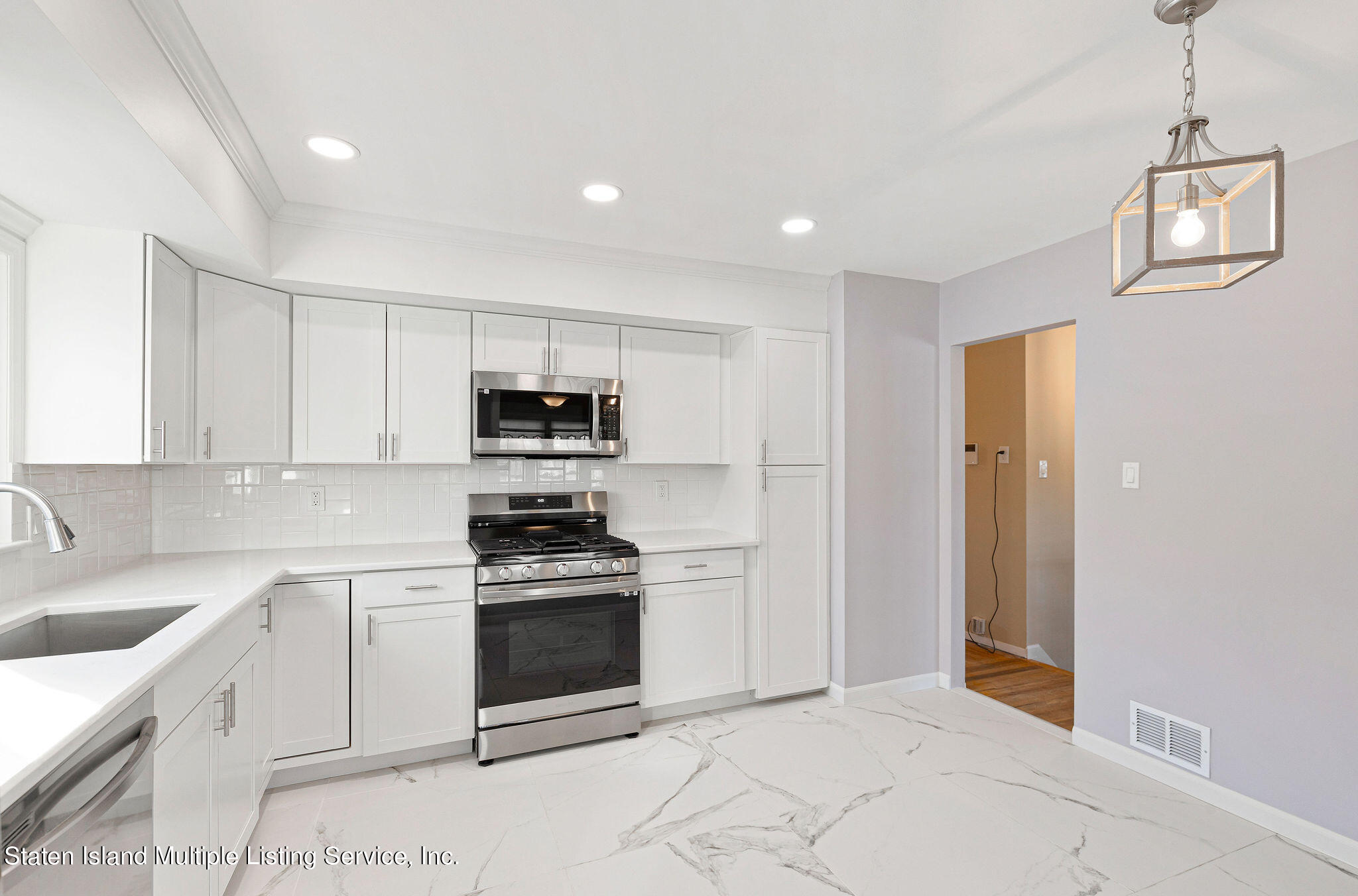 123 Commerce Street Staten Island, NY 10314 - Photo 15 of 60 123CommerceSt-15