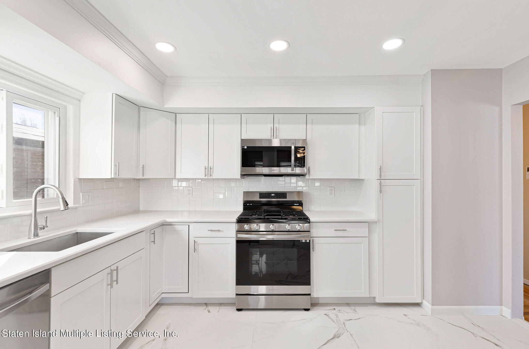 123 Commerce Street Staten Island, NY 10314 - Photo 17 of 60 123CommerceSt-17