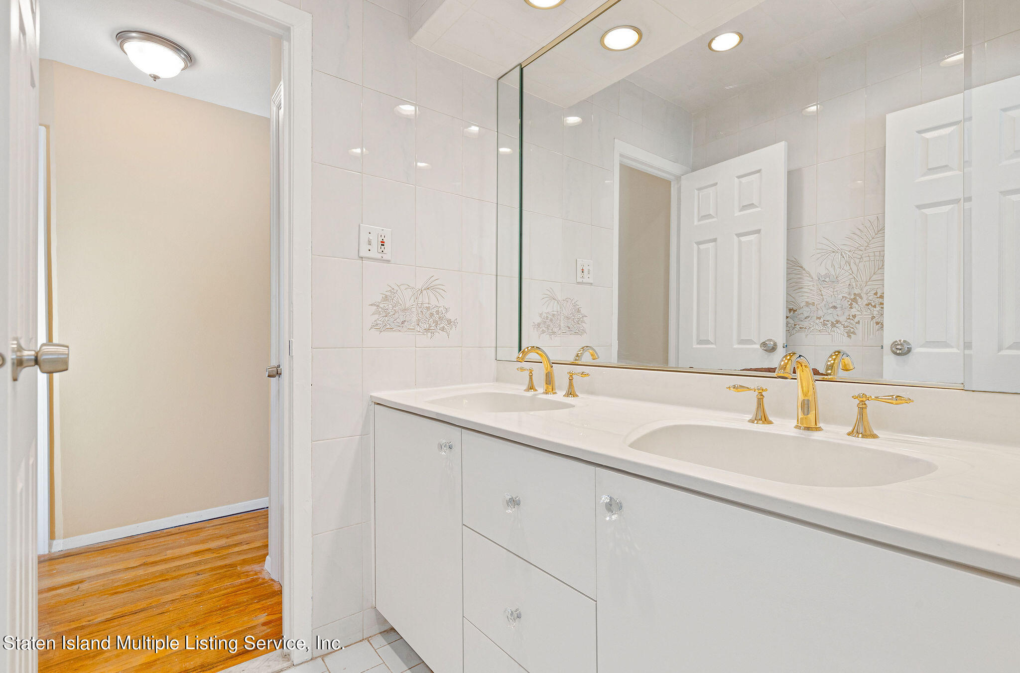 123 Commerce Street Staten Island, NY 10314 - Photo 31 of 60 123CommerceSt-31