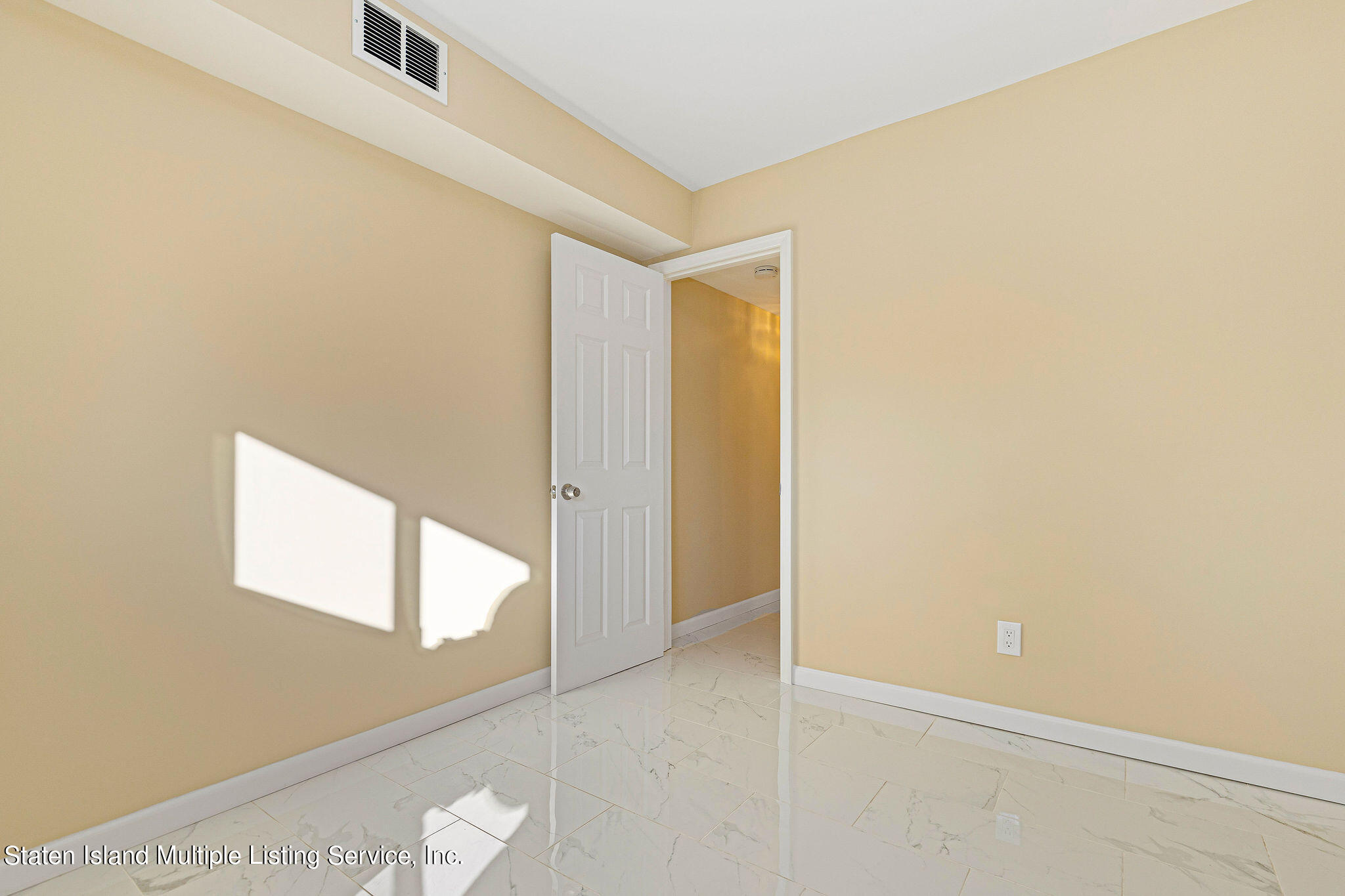 123 Commerce Street Staten Island, NY 10314 - Photo 39 of 60 123CommerceSt-39