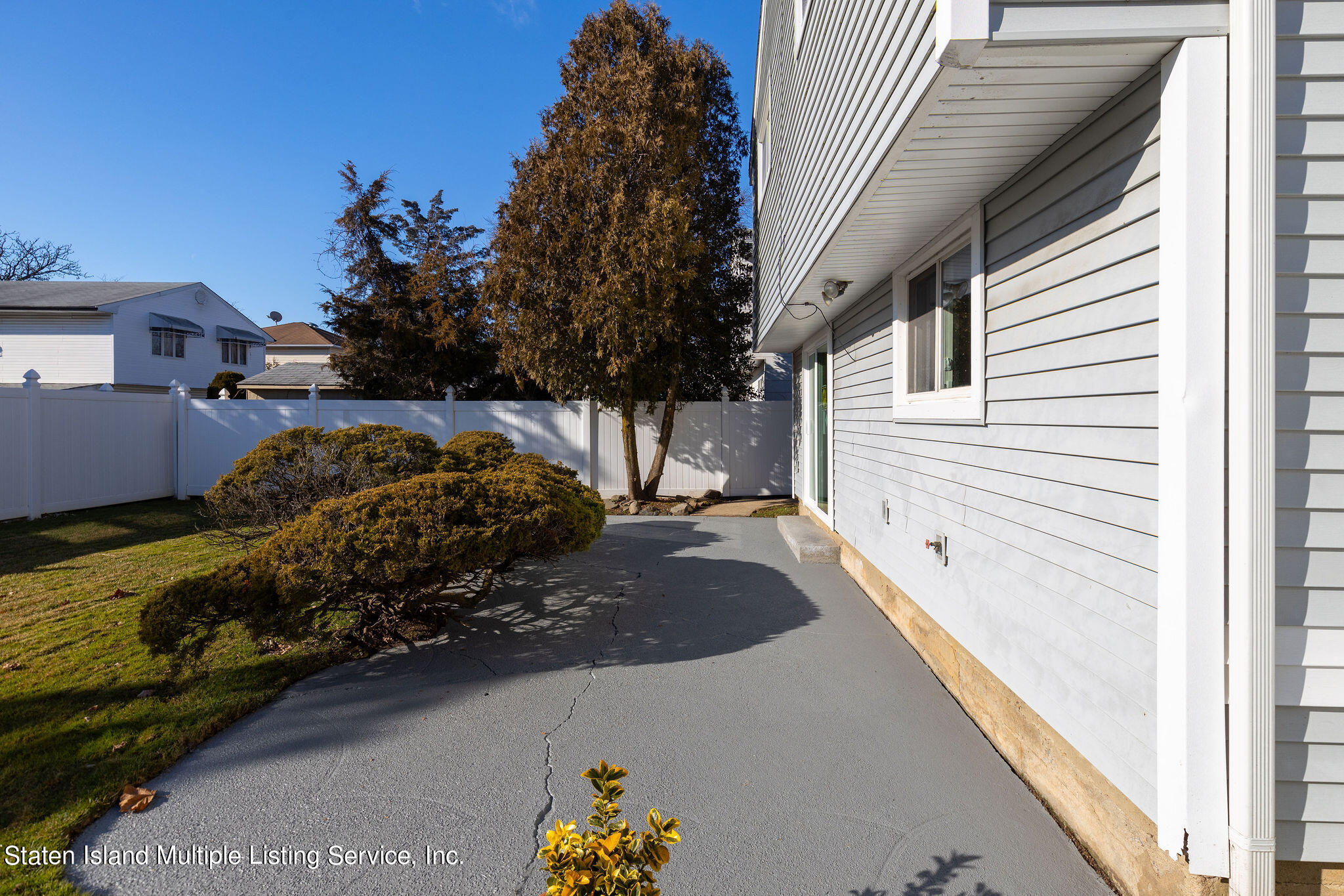 123 Commerce Street Staten Island, NY 10314 - Photo 46 of 60 123CommerceSt-46