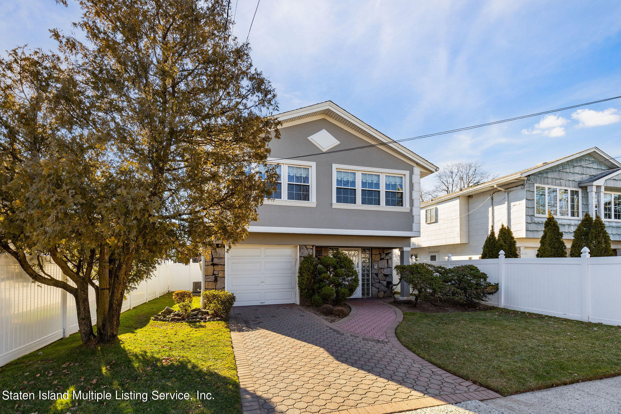 123 Commerce Street Staten Island, NY 10314 - Photo 5 of 60 123CommerceSt-04