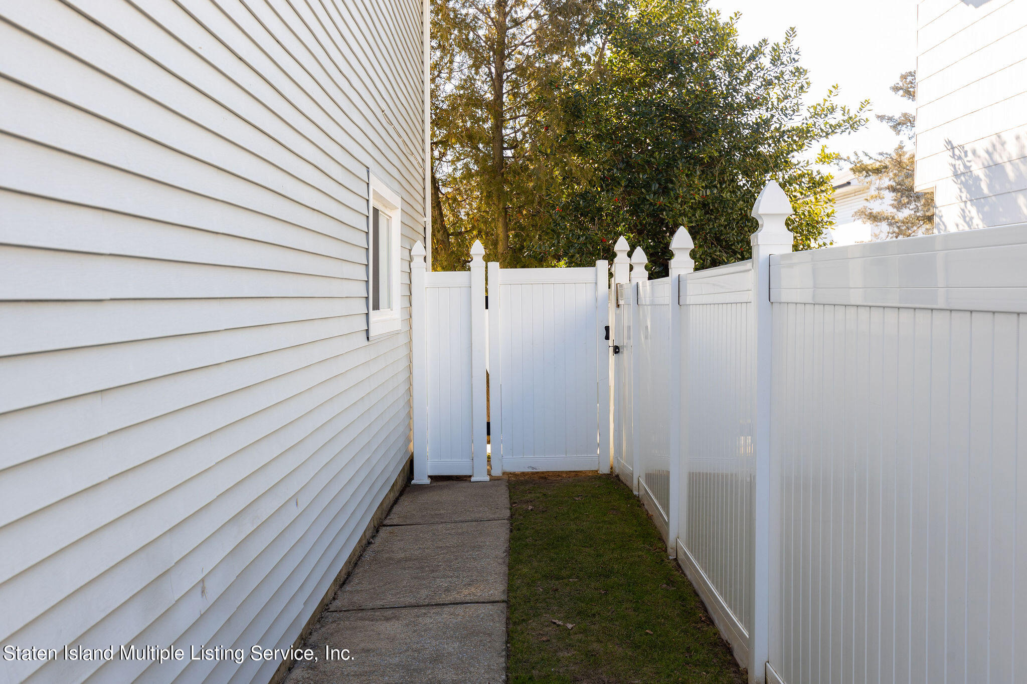 123 Commerce Street Staten Island, NY 10314 - Photo 53 of 60 123CommerceSt-53