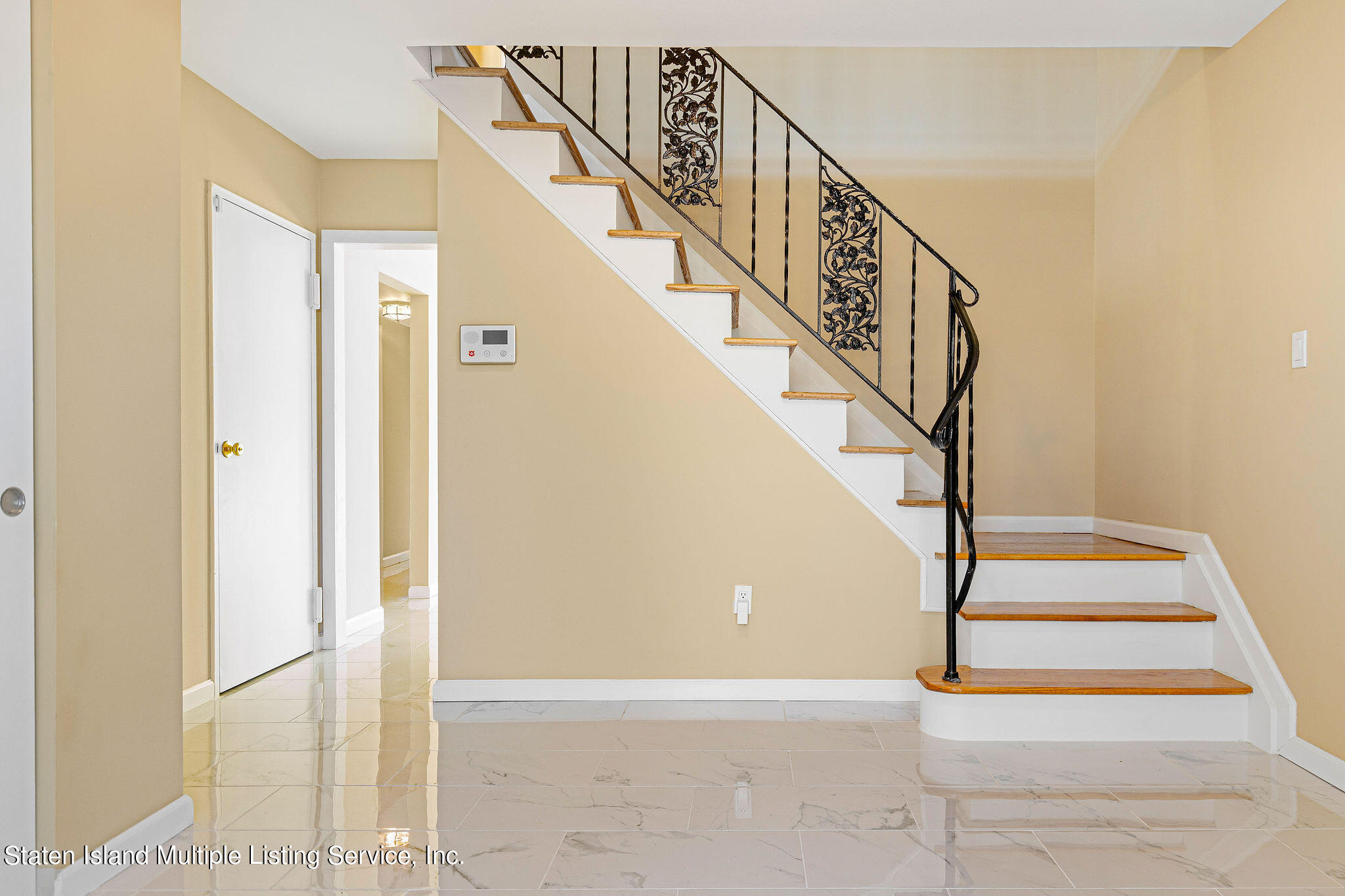 123 Commerce Street Staten Island, NY 10314 - Photo 8 of 60 123CommerceSt-08