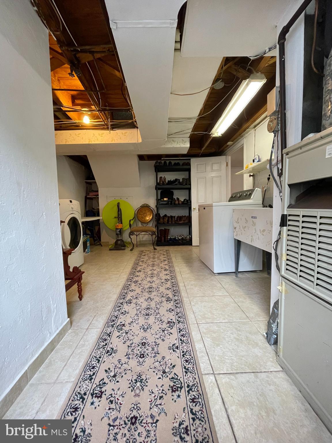 729 Charette Road Philadelphia, PA 19115 - Photo 22 of 26 LAUNDRY/UTILITY ROOM