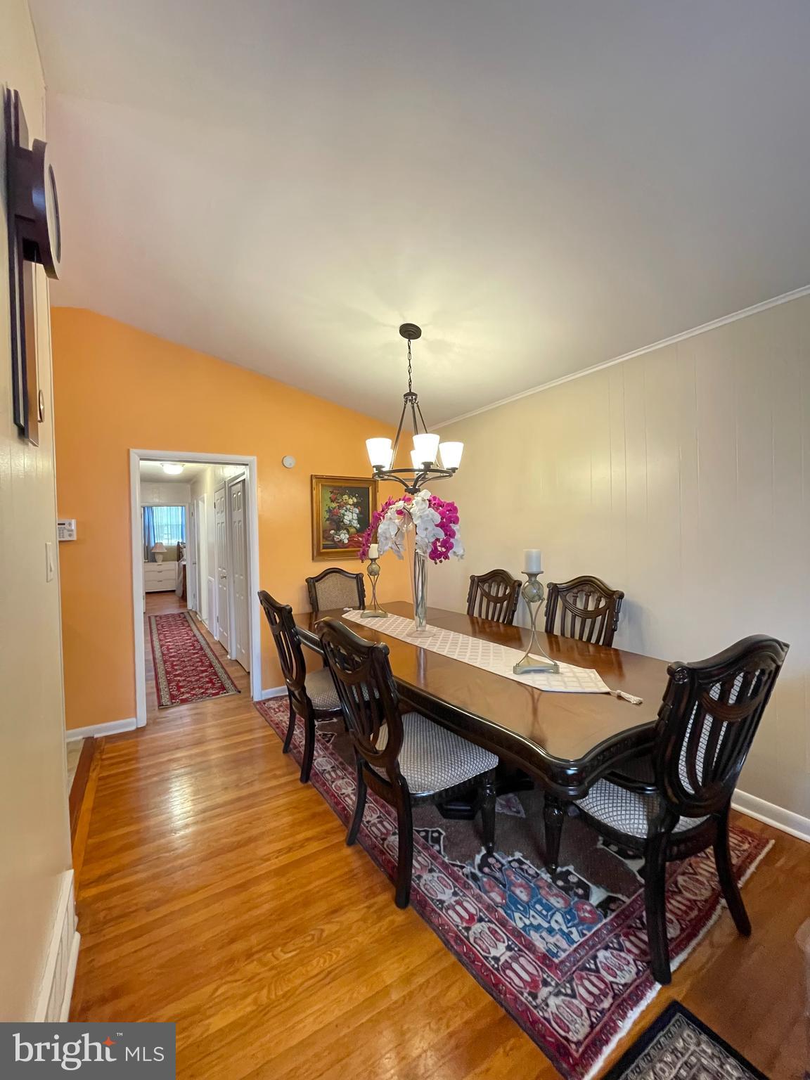 729 Charette Road Philadelphia, PA 19115 - Photo 8 of 26 DINING ROOM