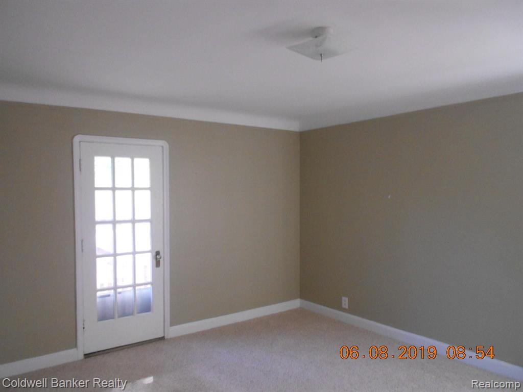 798 Trombley Road Grosse Pointe, MI 48230 - Photo 17 of 37