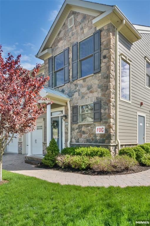 2102 Freeman Way, Unit 2102 Allendale, NJ 07401 - Photo 3 of 26