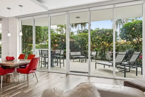 $1,499,000 | 550 Southeast Mizner Boulevard, Unit B110, Boca Raton, FL 33432