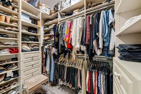 $1,499,000 | 550 Southeast Mizner Boulevard, Unit B110, Boca Raton, FL 33432