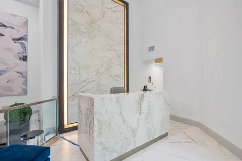 $1,499,000 | 550 Southeast Mizner Boulevard, Unit B110, Boca Raton, FL 33432