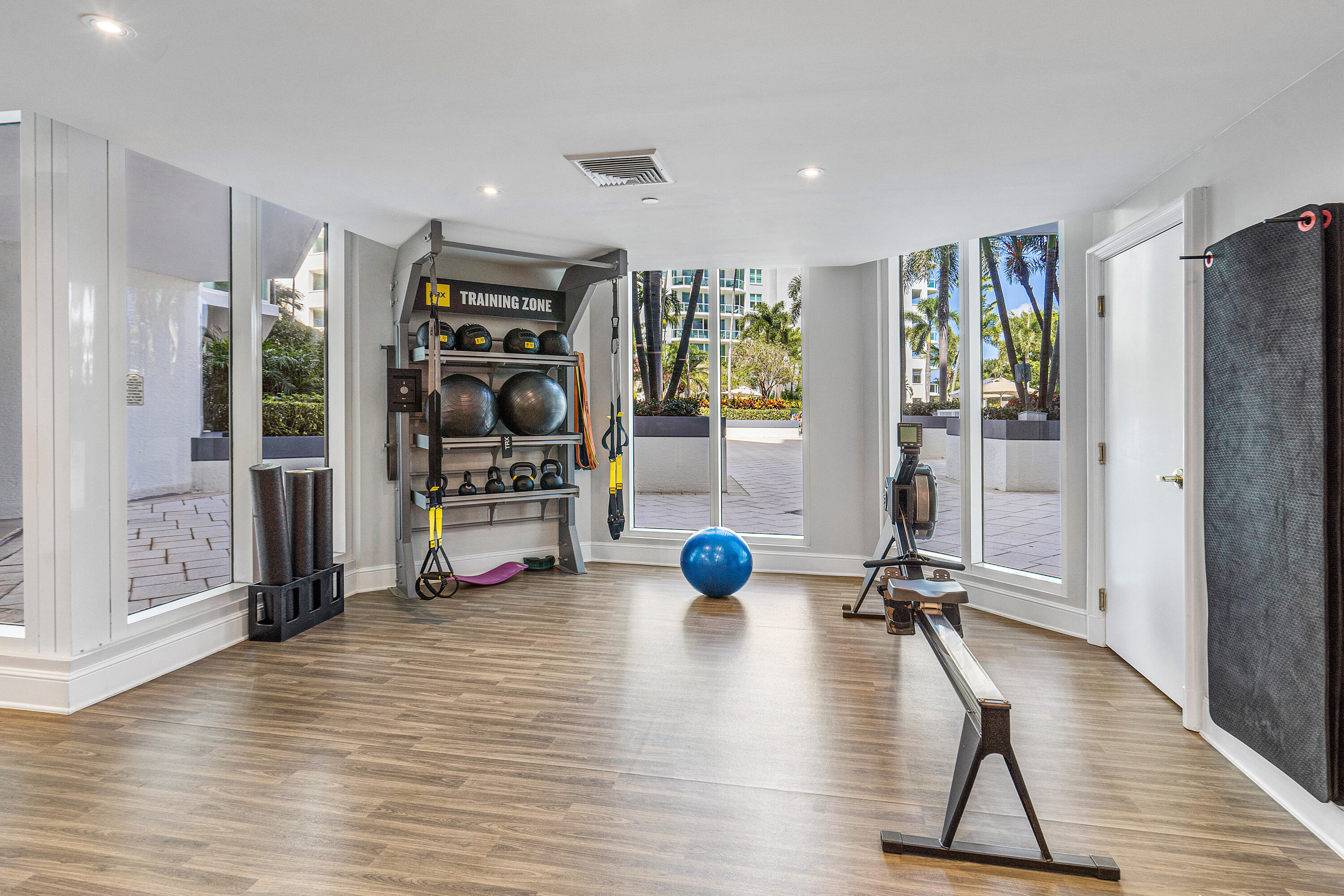 550 Southeast Mizner Boulevard, Unit B110 Boca Raton, FL 33432 - Photo 47 of 51 Fitness center
