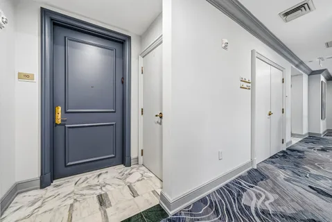 $1,499,000 | 550 Southeast Mizner Boulevard, Unit B110, Boca Raton, FL 33432