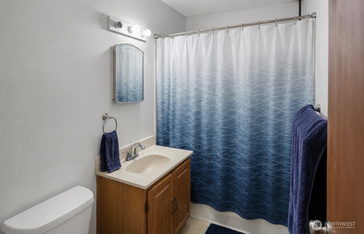 1246 Pershing Road Moses Lake, WA 98837 - Photo 6 of 14 Gallery Image 6