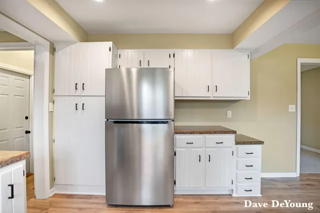 $349,900 | 3619 Diamond Drive, Hamilton, MI 49419