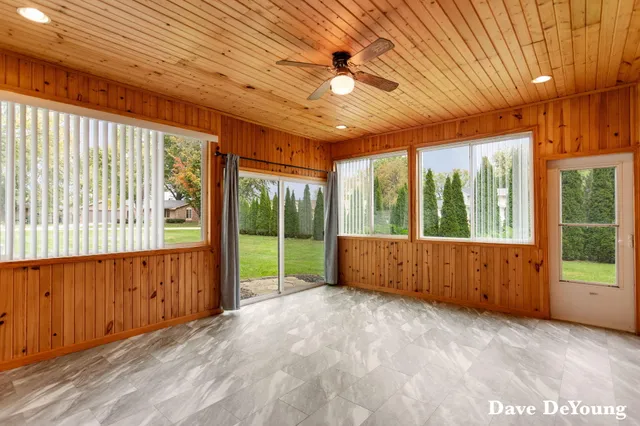 $349,900 | 3619 Diamond Drive, Hamilton, MI 49419