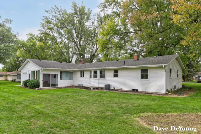 $349,900 | 3619 Diamond Drive, Hamilton, MI 49419