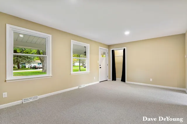 $349,900 | 3619 Diamond Drive, Hamilton, MI 49419