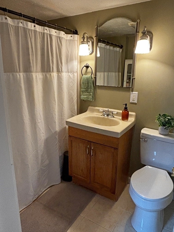 1269 Whitman Street Hanson, MA 02341 - Photo 13 of 33