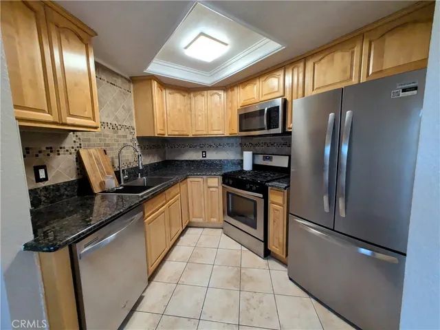 $2,095 | 779 Gianni Drive, Corona, CA 92879