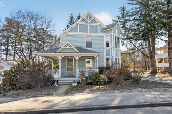 $329,000 | 39 Park Street, Paris, ME 04281