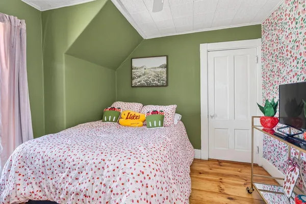 $329,000 | 39 Park Street, Paris, ME 04281