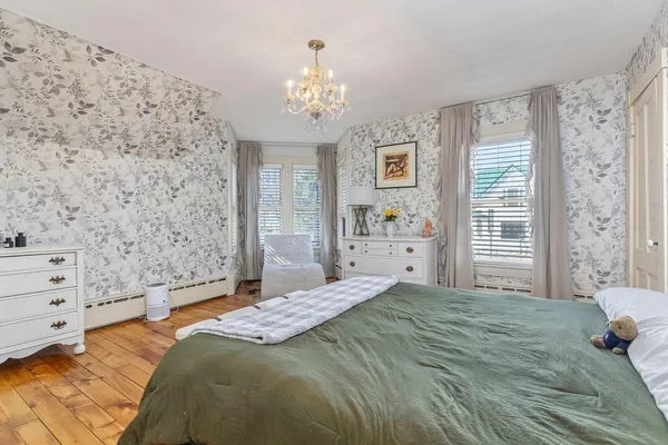 $329,000 | 39 Park Street, Paris, ME 04281
